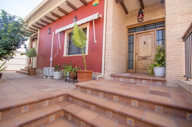 3 bedroom Townhouse for sale in Albatera with pool - € 430,000 (Ref: 7620891)