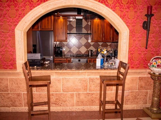 6 sypialnia Finka/Dom wiejski na sprzedaż w Dolores z basenem garażem - 699 950 € (Ref: 7886803)