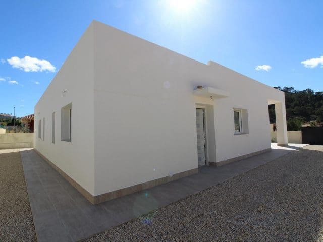 3 chambre Finca/Maison de Campagne à vendre à La Romana avec piscine - 278 000 € (Ref: 7995256)