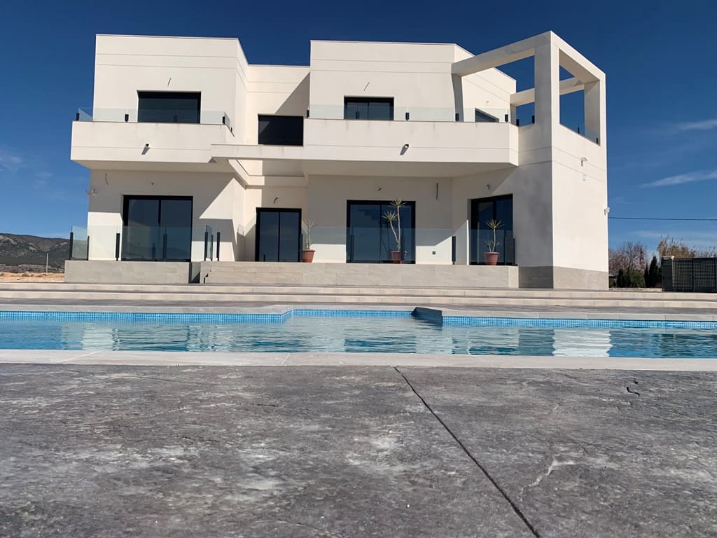 6 soveværelse Finca/Landehus til salg i Alicante by - € 458.000 (Ref: 8301444)