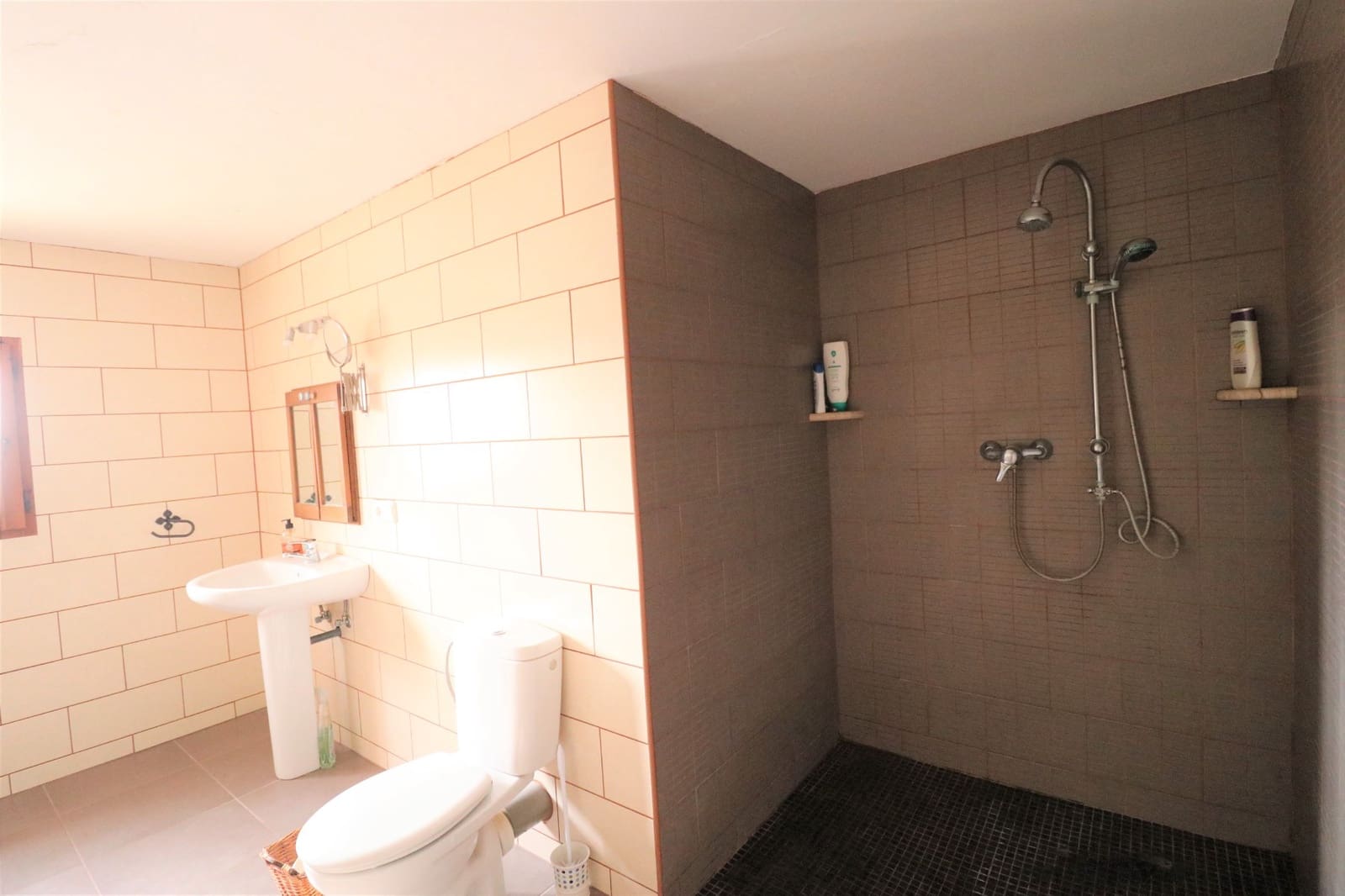 4 soveværelse Finca/Landehus til salg i Barinas med garage - € 350.000 (Ref: 8314862)