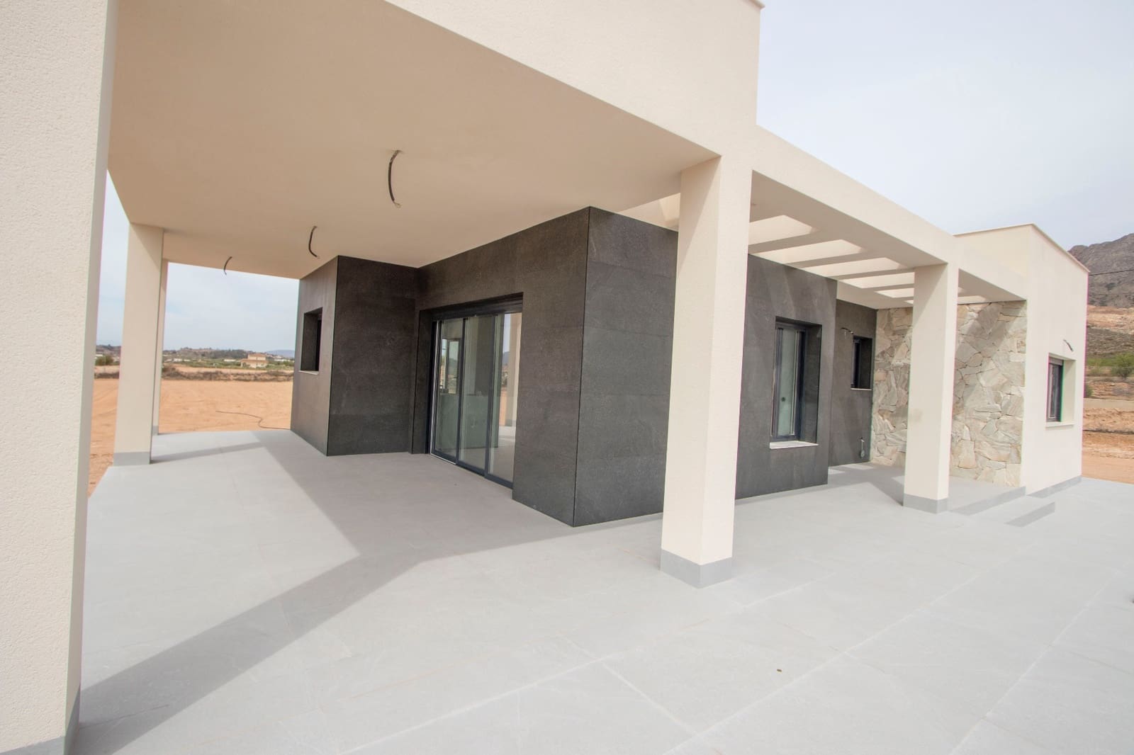 3 soverom Finca/Herregård til salgs i Alicante by med svømmebasseng - € 449 999 (Ref: 8314984)