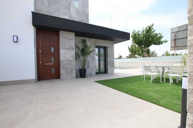 3 sypialnia Willa na sprzedaż w Pilar de la Horadada z basenem - 495 000 € (Ref: 8321572)