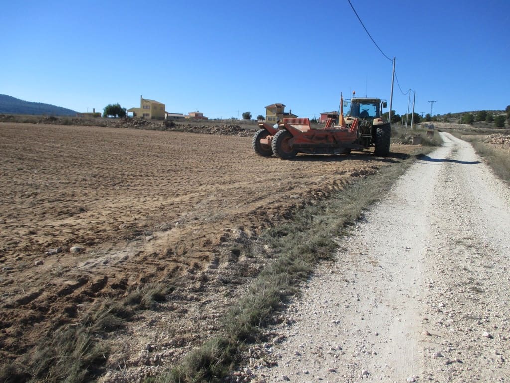 Byggetomt til salgs i Pinoso - € 40 000 (Ref: 8426762)