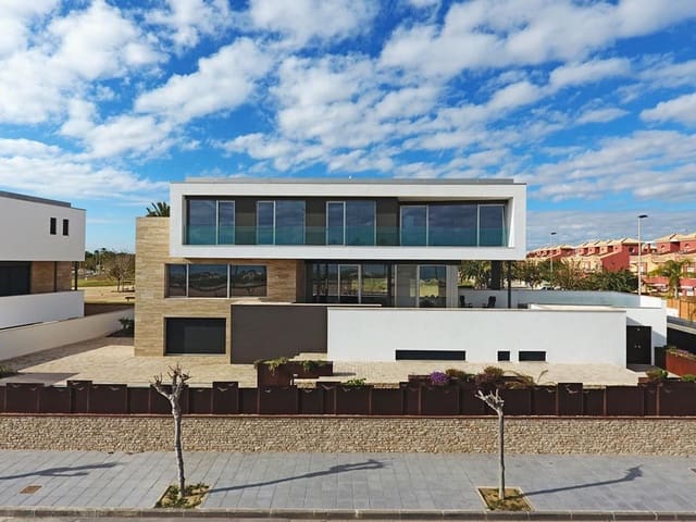 7 chambre Villa/Maison à vendre à Torre de la Horadada, Pilar de la Horadada avec piscine garage - 3 450 000 € (Ref: 8429254)