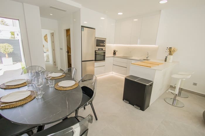 3 bedroom Villa for sale in San Fulgencio with pool garage - € 304,000 (Ref: 8449235)