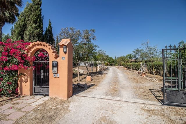 Finca/Casa Rural de 7 habitaciones en Catral en venta con piscina garaje - 975.000 € (Ref: 8486596)