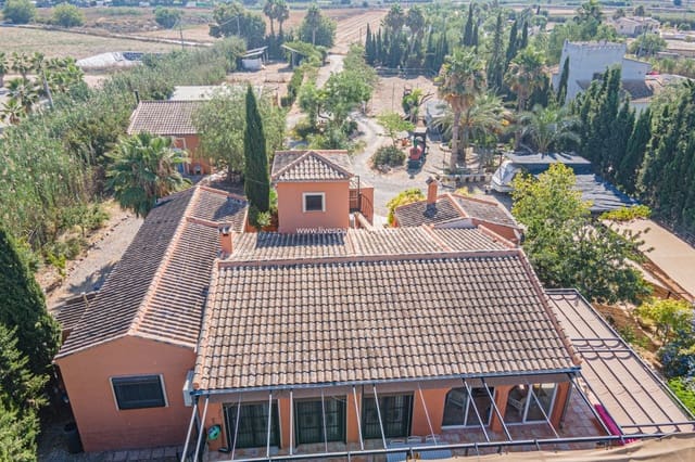 Finca/Casa Rural de 7 habitaciones en Catral en venta con piscina garaje - 975.000 € (Ref: 8486596)