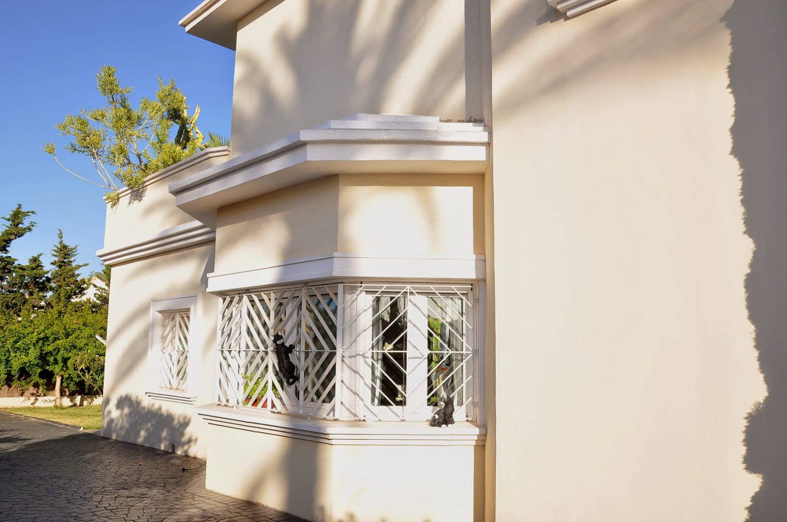 3 bedroom Villa for sale in Alicante / Alacant city with pool garage - € 1,399,000 (Ref: 8686693)