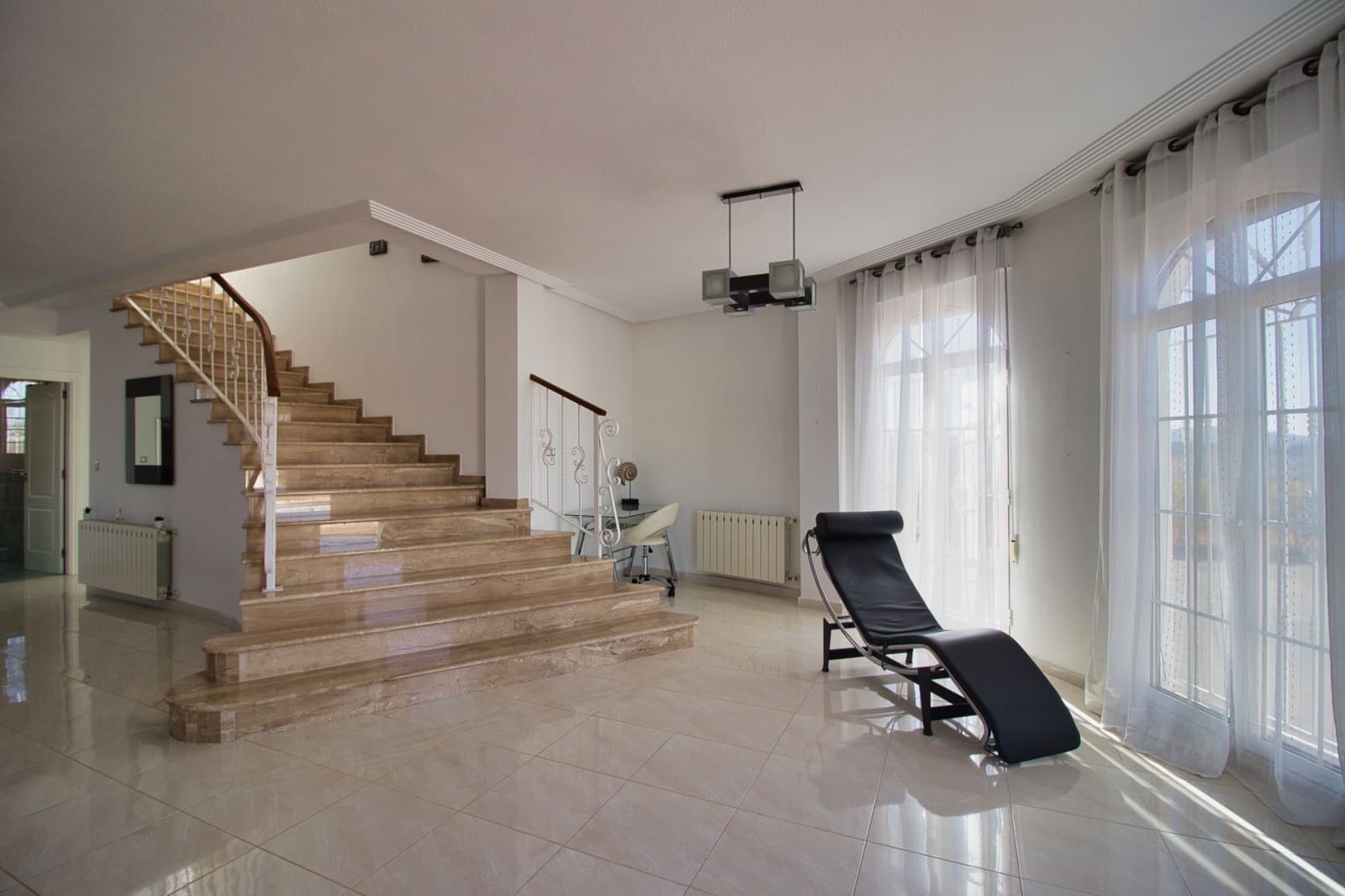 4 slaapkamer Finca/Landhuis te koop in Pinoso met zwembad garage - € 475.000 (Ref: 8788268)