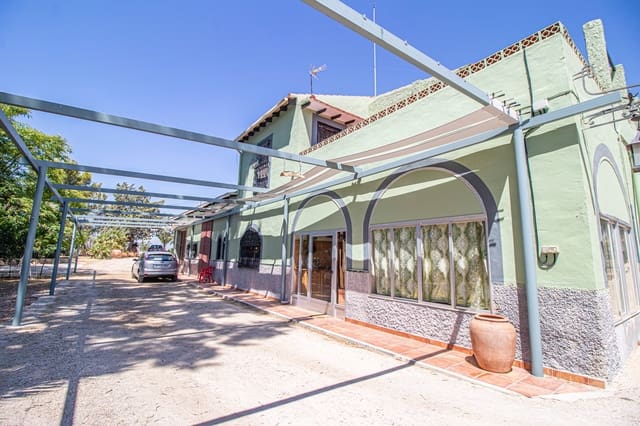 6 soveværelse Finca/Landehus til salg i Alicante by med swimmingpool - € 399.995 (Ref: 8893916)