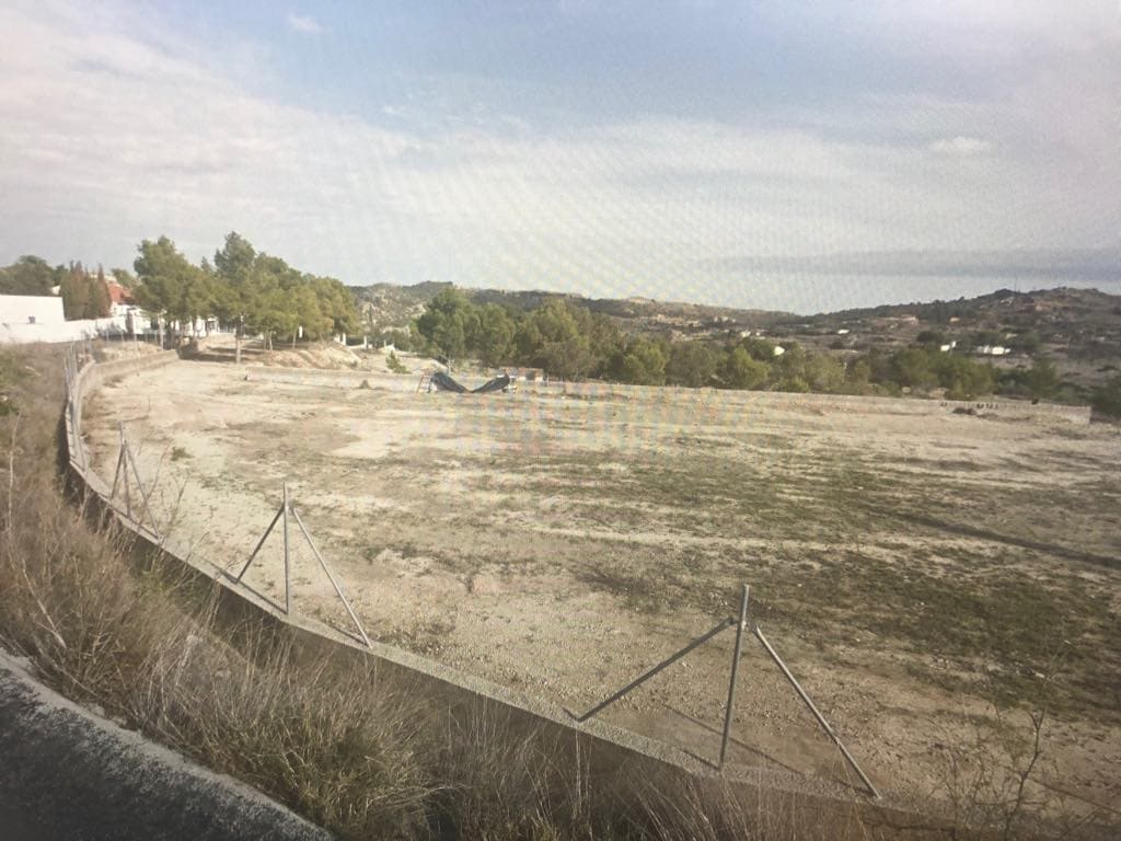 Area Edificabile in vendita in Aspe - 100.000 € (Rif: 8956049)