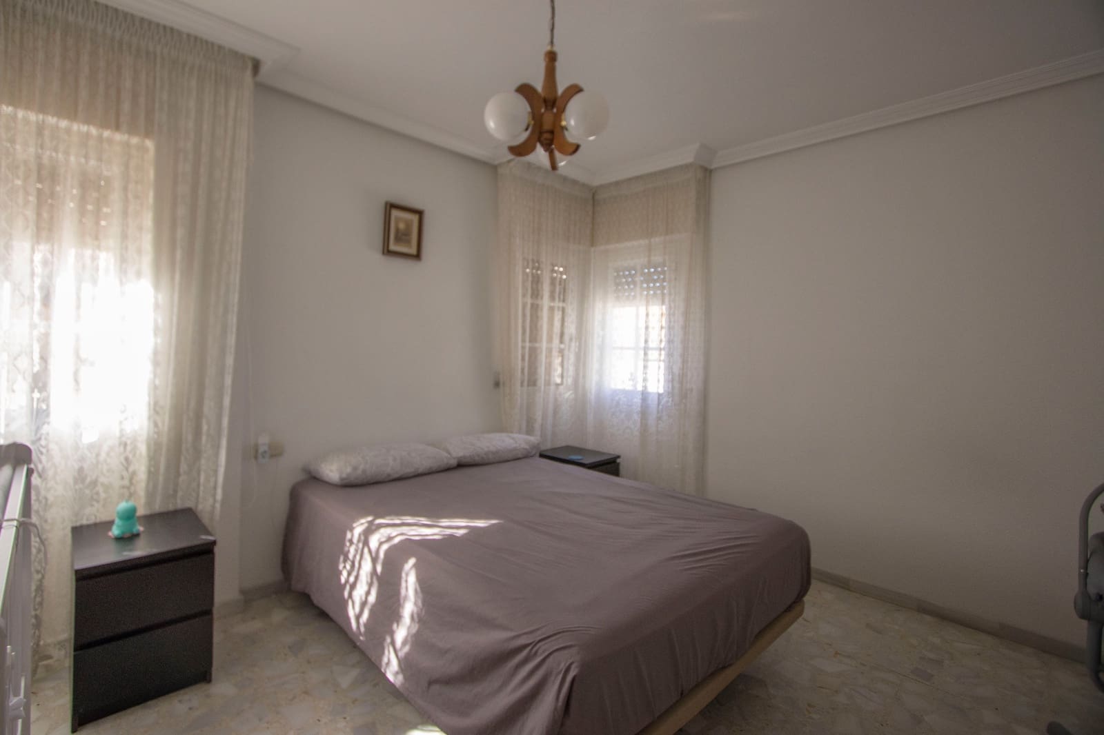 5 bedroom Townhouse for sale in Alicante / Alacant city with garage - € 240,000 (Ref: 9066554)