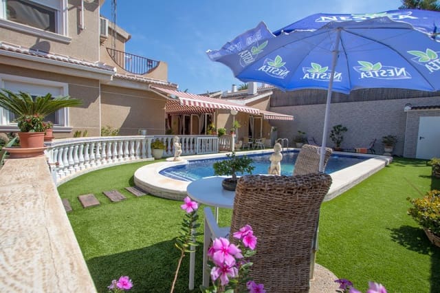 5 sovrum Villa till salu i Alicante stad med pool garage - 539 000 € (Ref: 9072553)