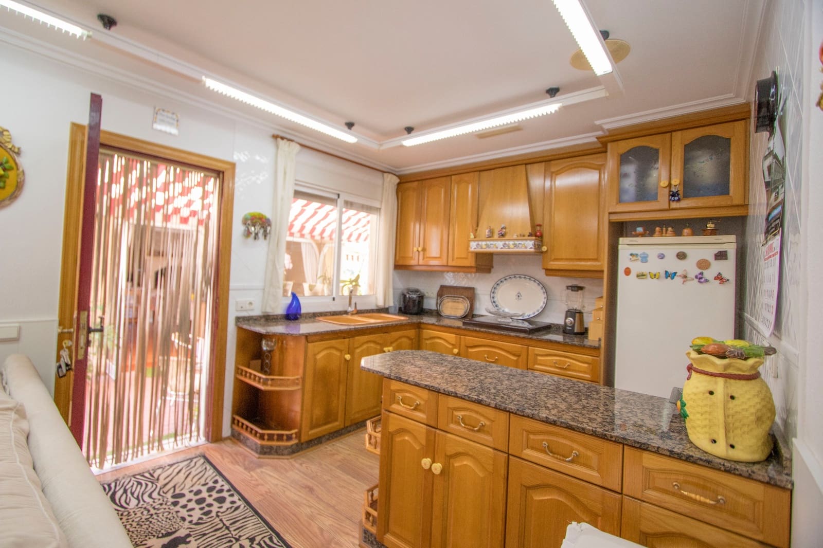 5 sovrum Villa till salu i Alicante stad med pool garage - 539 000 € (Ref: 9072553)