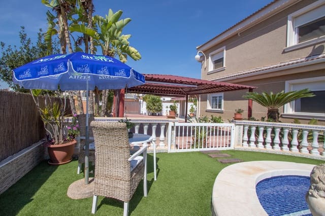 5 sovrum Villa till salu i Alicante stad med pool garage - 539 000 € (Ref: 9072553)