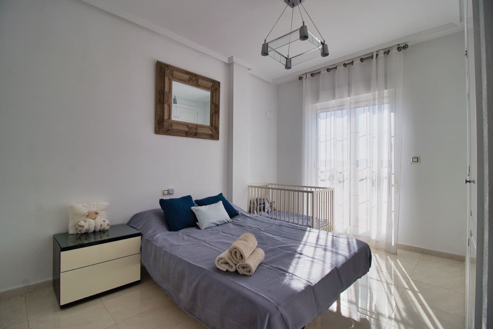 4 soveværelse Finca/Landehus til salg i Alicante by med swimmingpool garage - € 475.000 (Ref: 9119702)