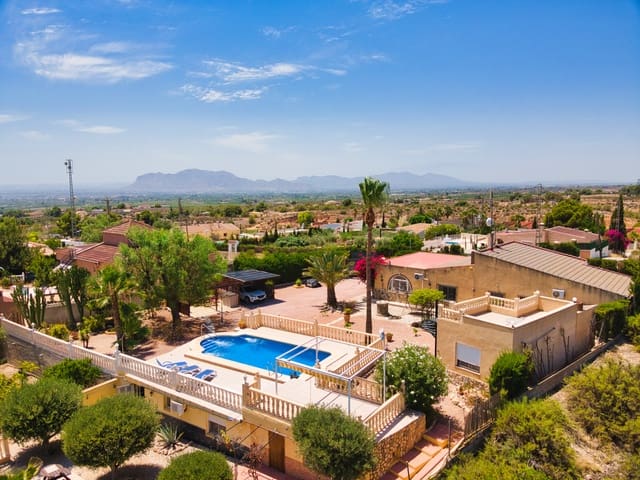 5 soveværelse Finca/Landehus til salg i Albatera med swimmingpool garage - € 330.000 (Ref: 9138218)