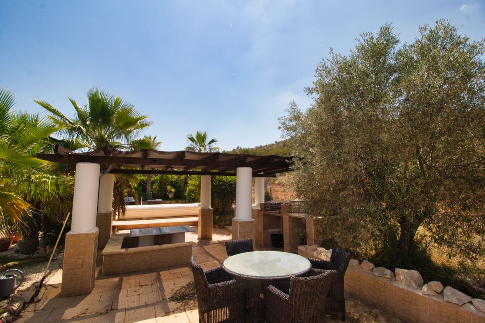 5 soveværelse Finca/Landehus til salg i Alicante by med swimmingpool - € 395.000 (Ref: 9205285)