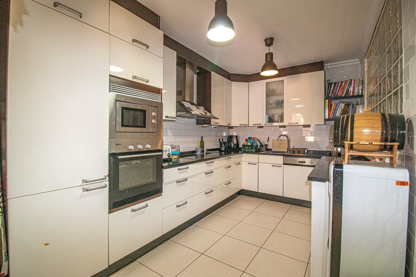 5 soveværelse Finca/Landehus til salg i Alicante by med swimmingpool - € 399.950 (Ref: 9255766)