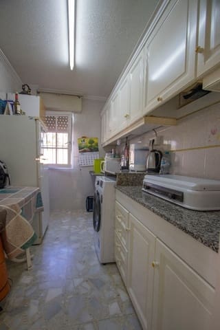 5 bedroom Townhouse for sale in Redován with garage - € 240,000 (Ref: 9255778)