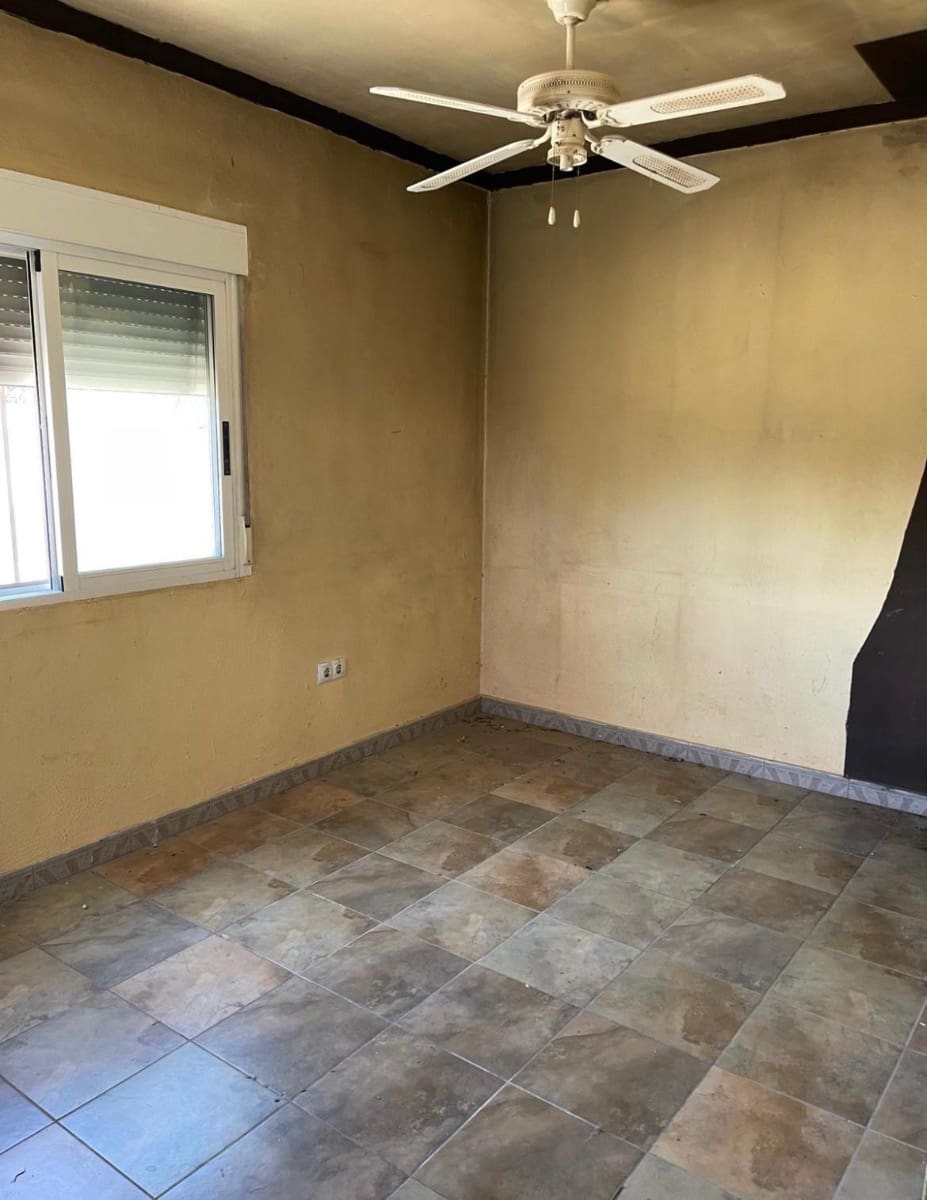 9 sovrum Finca/Hus på landet till salu i Elche / Elx - 450 000 € (Ref: 9278384)