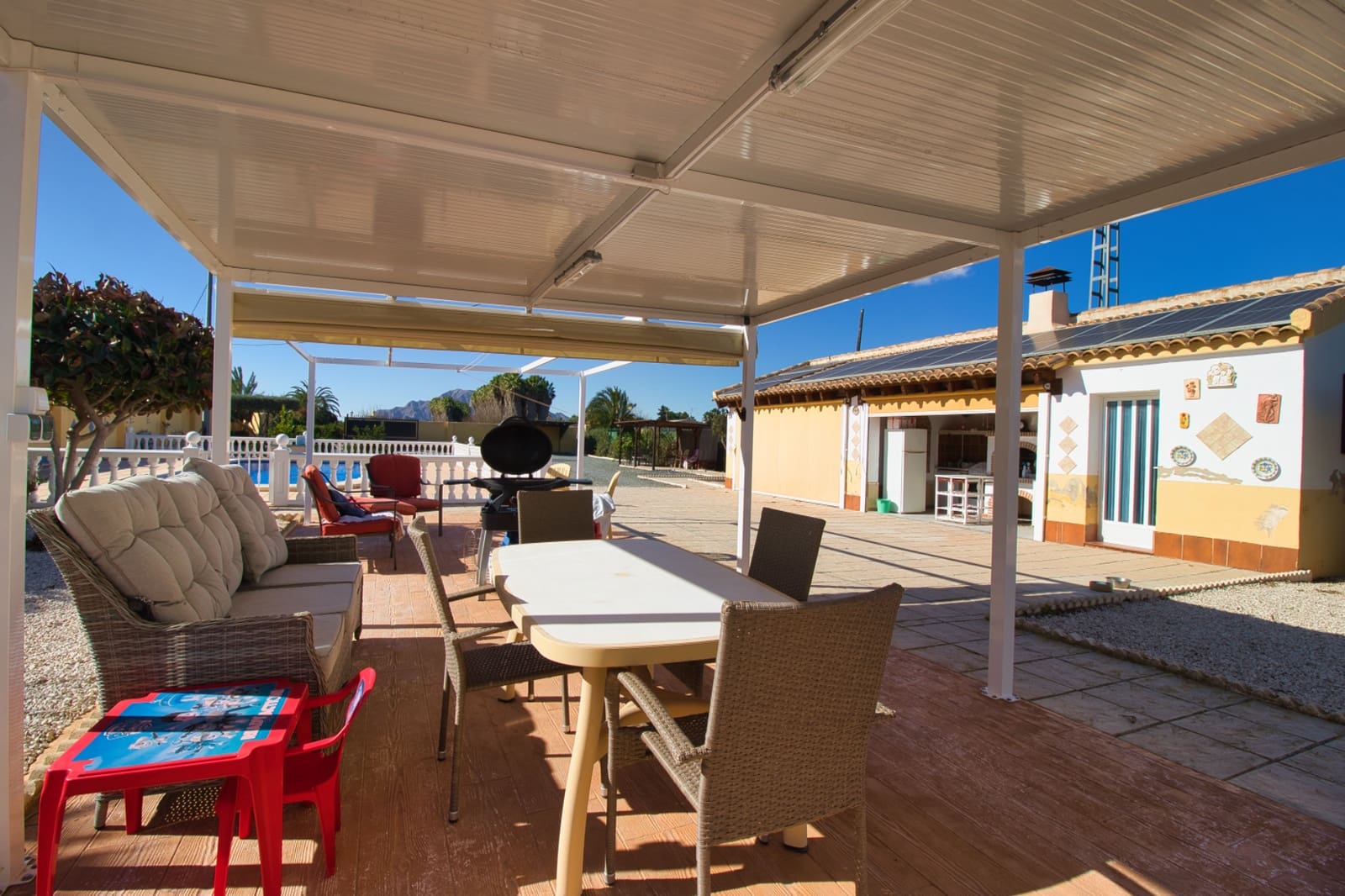 4 chambre Finca/Maison de Campagne à vendre à Catral avec piscine - 385 000 € (Ref: 9278404)