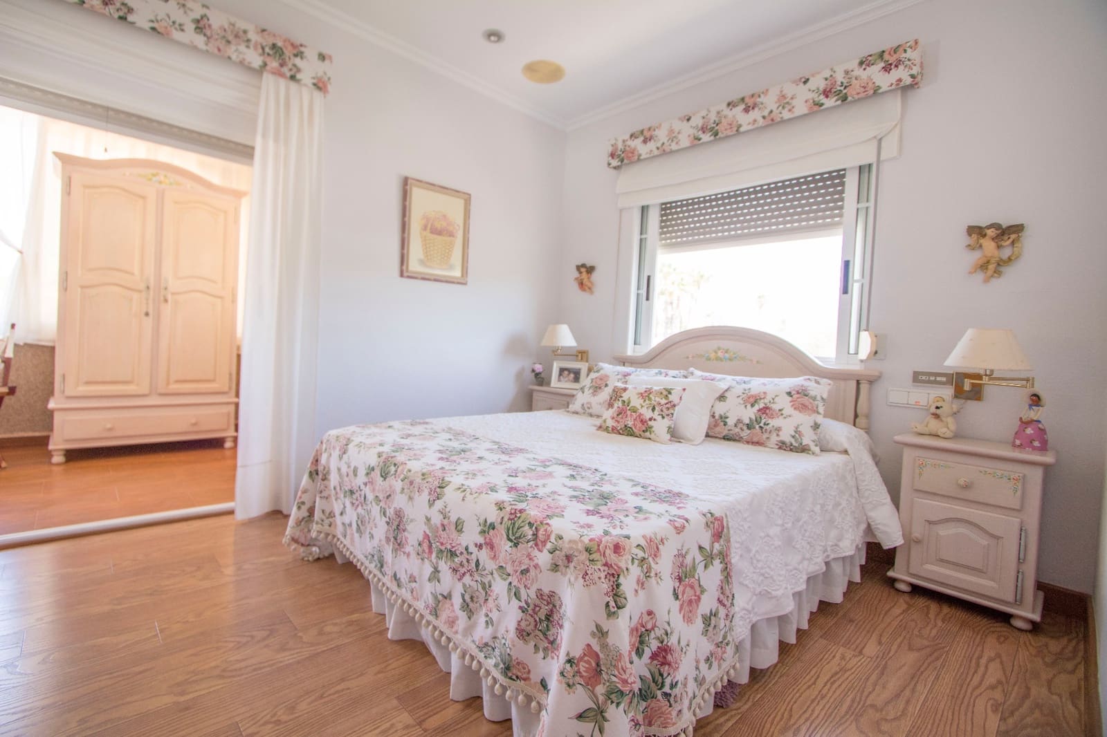 5 makuuhuone Huvila myytävänä paikassa La Marina mukana uima-altaan 
autotalli - 539 000 € (Ref: 9278418)