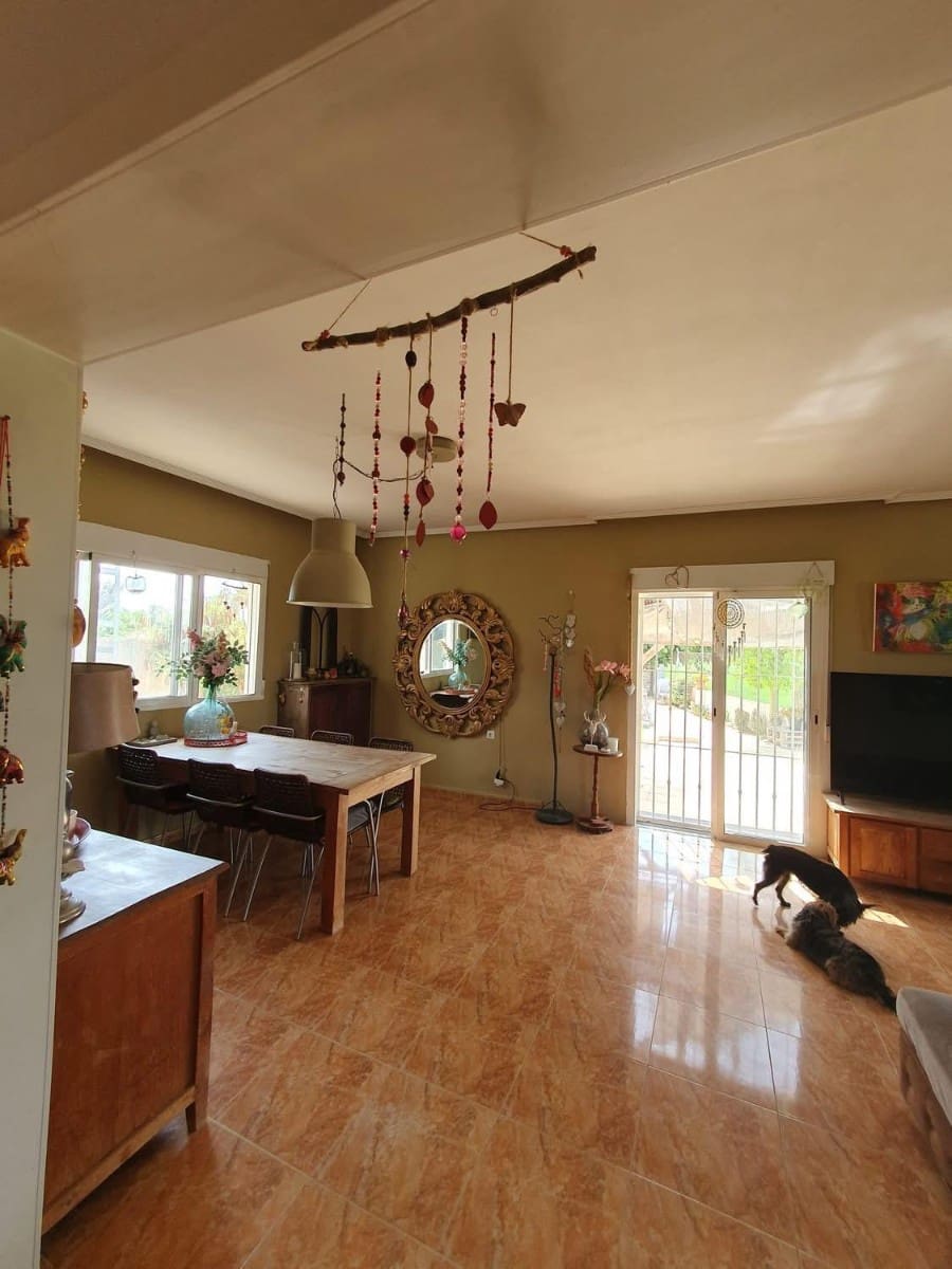 3 bedroom Finca/Country House for sale in Alicante / Alacant city - € 255,000 (Ref: 9278669)