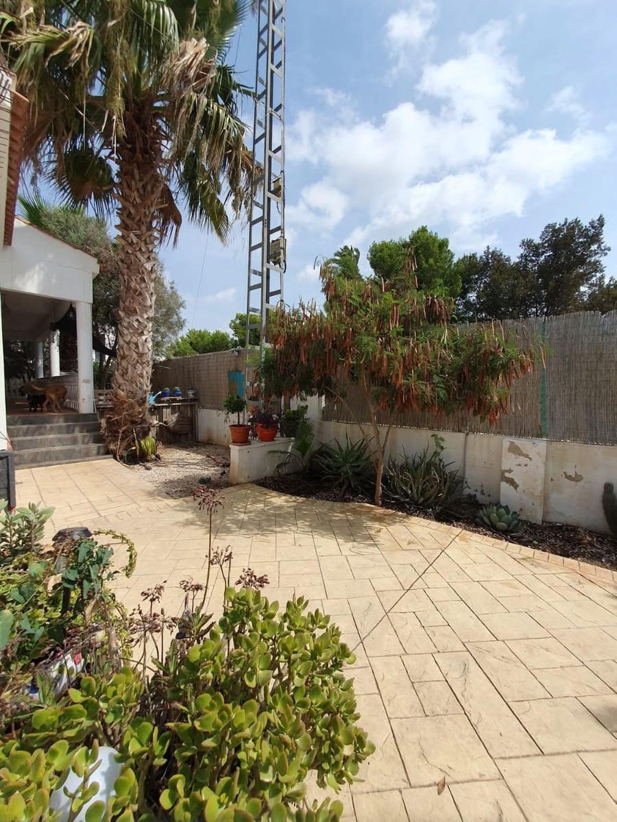 3 bedroom Finca/Country House for sale in Alicante / Alacant city - € 255,000 (Ref: 9278669)