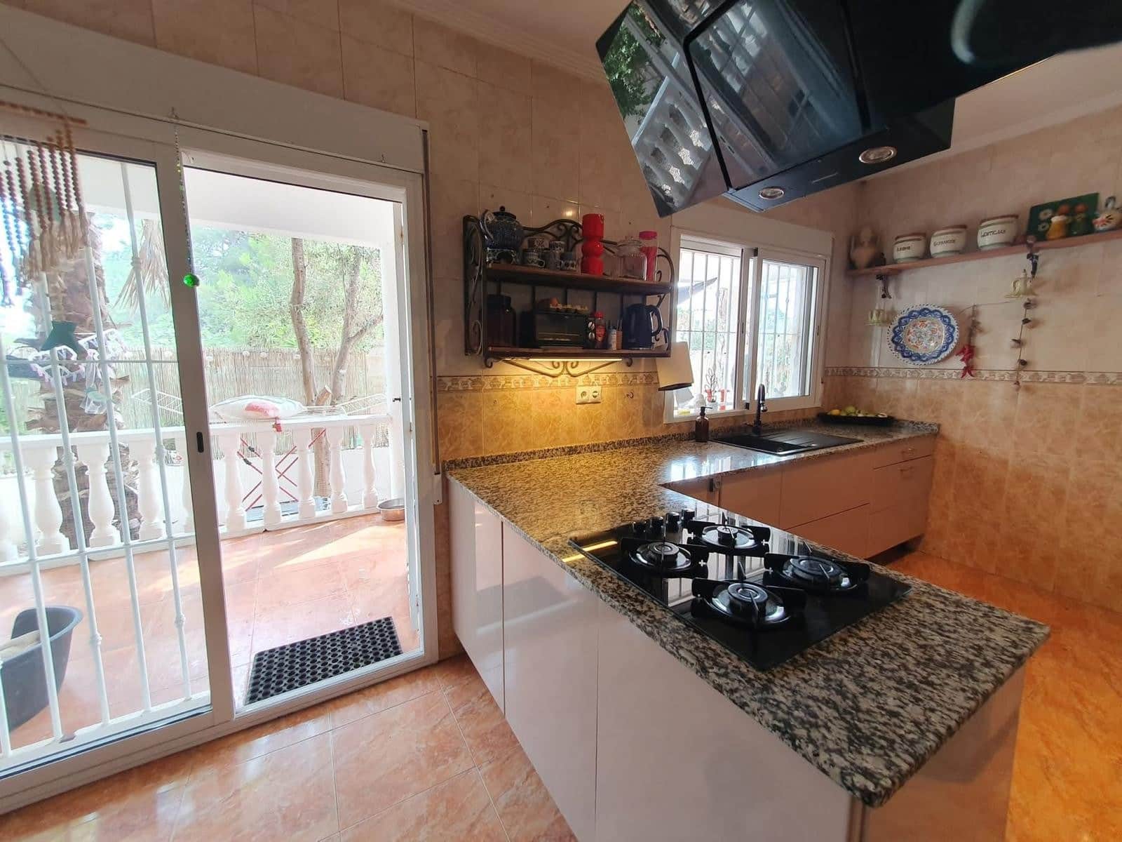 3 bedroom Finca/Country House for sale in Alicante / Alacant city - € 255,000 (Ref: 9278669)