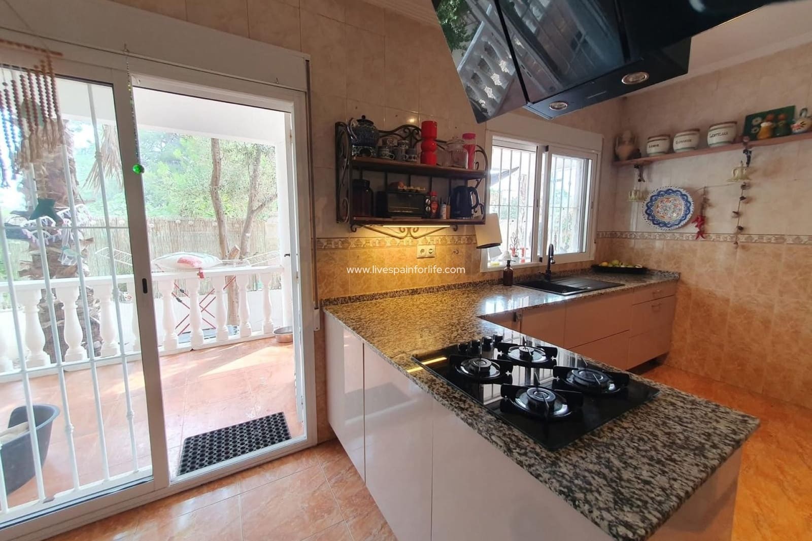 3 soverom Finca/Herregård til salgs i Alicante by med svømmebasseng - € 265 000 (Ref: 9278669)