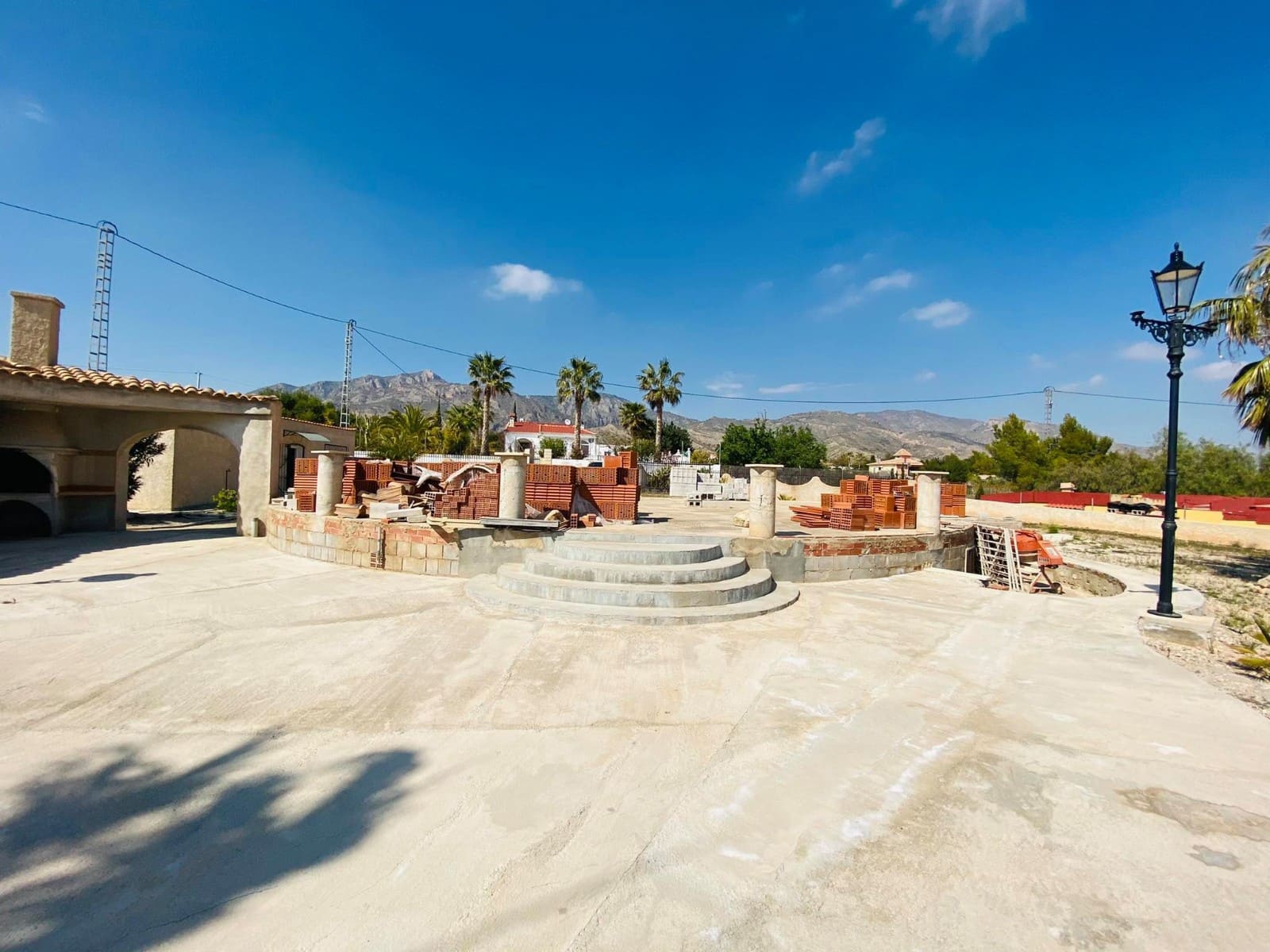 3 slaapkamer Finca/Landhuis te koop in Alicante stad met garage - € 160.000 (Ref: 9278689)