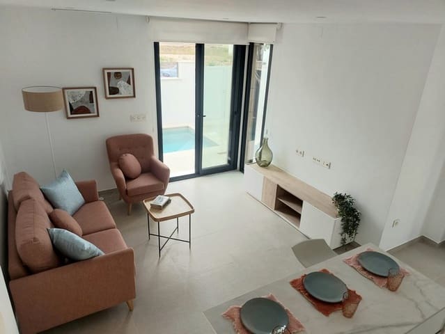 Chalet de 2 habitaciones en Pilar de la Horadada ciudad, Pilar de la Horadada en venta con piscina - 264.900 € (Ref: 9311453)
