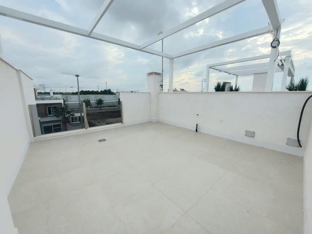 Chalet de 2 habitaciones en Pilar de la Horadada ciudad, Pilar de la Horadada en venta con piscina - 264.900 € (Ref: 9311453)