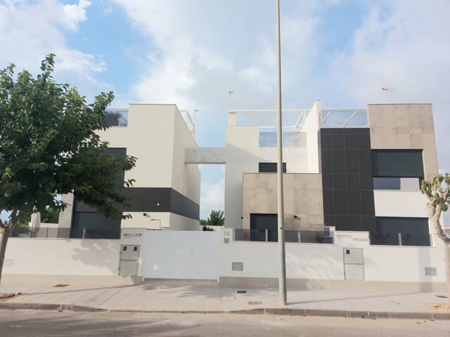 Chalet de 2 habitaciones en Pilar de la Horadada ciudad, Pilar de la Horadada en venta con piscina - 264.900 € (Ref: 9311453)