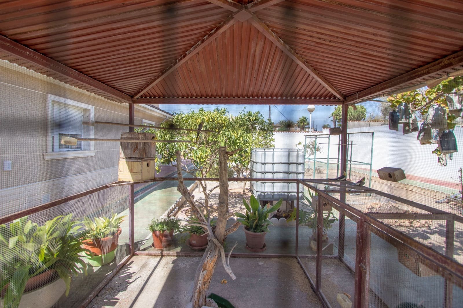 5 makuuhuone Huvila myytävänä paikassa La Marina mukana uima-altaan 
autotalli - 539 000 € (Ref: 9313874)