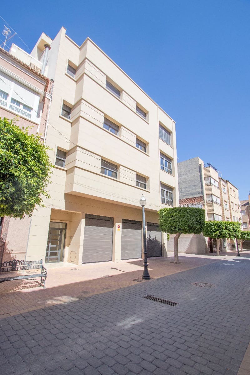 Apartamento de 3 habitaciones en Albatera en venta con garaje - 99.999 € (Ref: 9314259)