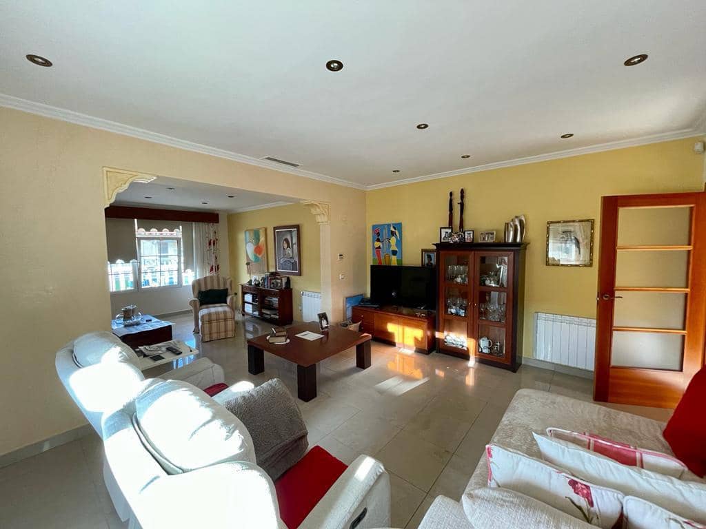 4 chambre Finca/Maison de Campagne à vendre à Albatera avec piscine garage - 399 999 € (Ref: 9324825)