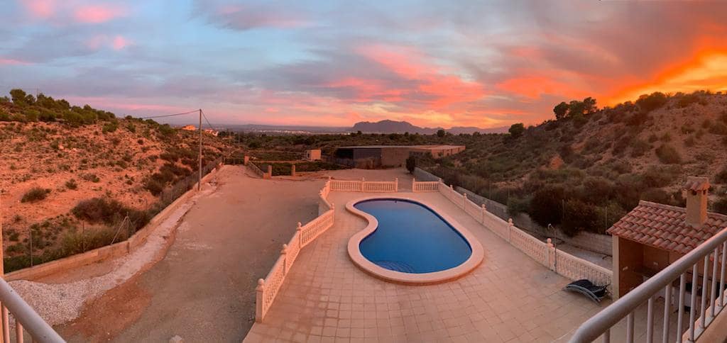 5 slaapkamer Finca/Landhuis te koop in Albatera met zwembad - € 399.000 (Ref: 9324828)