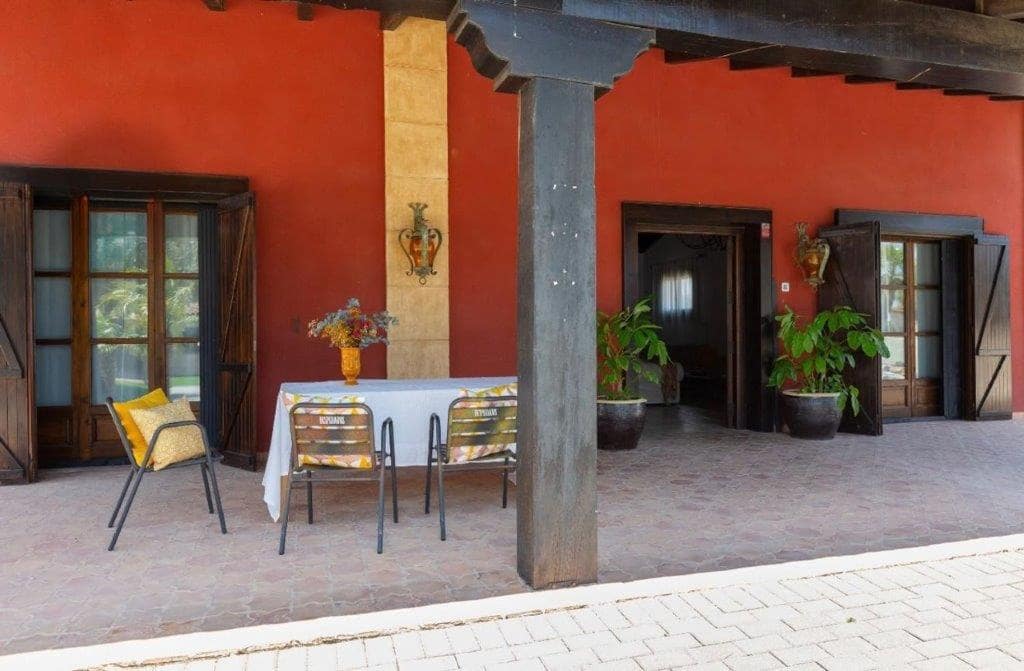 7 soveværelse Finca/Landehus til salg i Alicante by med swimmingpool garage - € 780.000 (Ref: 9328330)