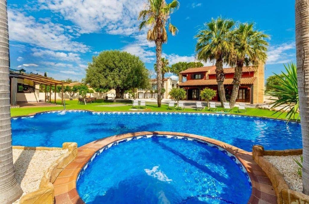 7 soveværelse Finca/Landehus til salg i Alicante by med swimmingpool garage - € 780.000 (Ref: 9328330)