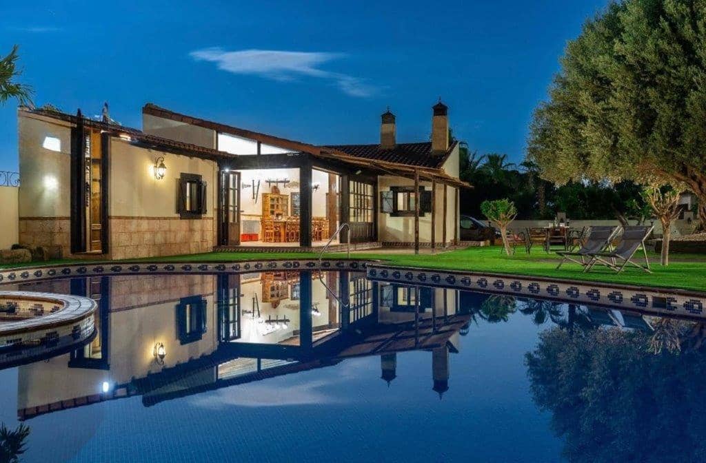 7 soveværelse Finca/Landehus til salg i Alicante by med swimmingpool garage - € 780.000 (Ref: 9328330)