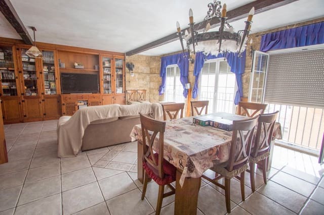 3 bedroom Townhouse for sale in Albatera with garage - € 300,000 (Ref: 9328331)