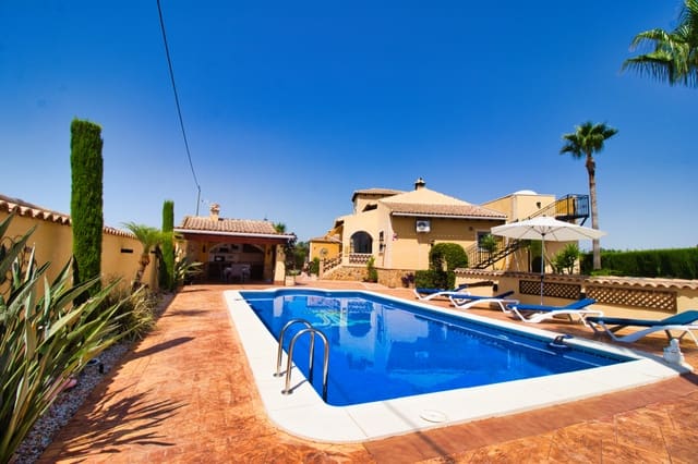 4 soverom Finca/Herregård til salgs i Alicante by med svømmebasseng garasje - € 399 500 (Ref: 9344687)