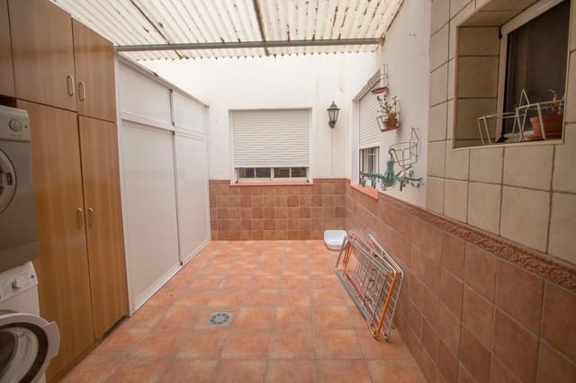 3 bedroom Townhouse for sale in Albatera with garage - € 300,000 (Ref: 9348426)