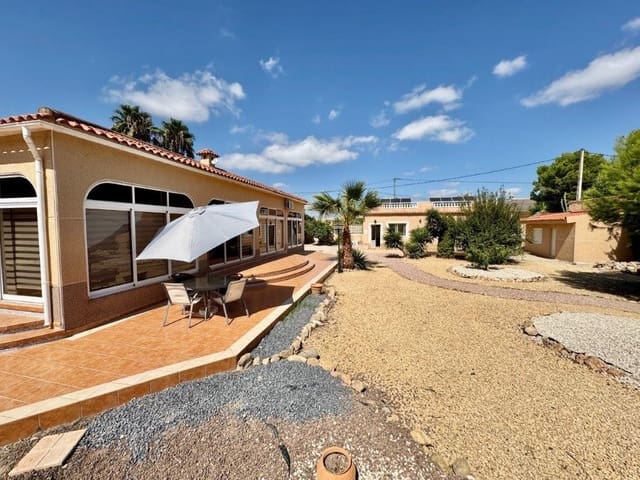 3 bedroom Finca/Country House for sale in Dolores with pool garage - € 490,000 (Ref: 9363174)