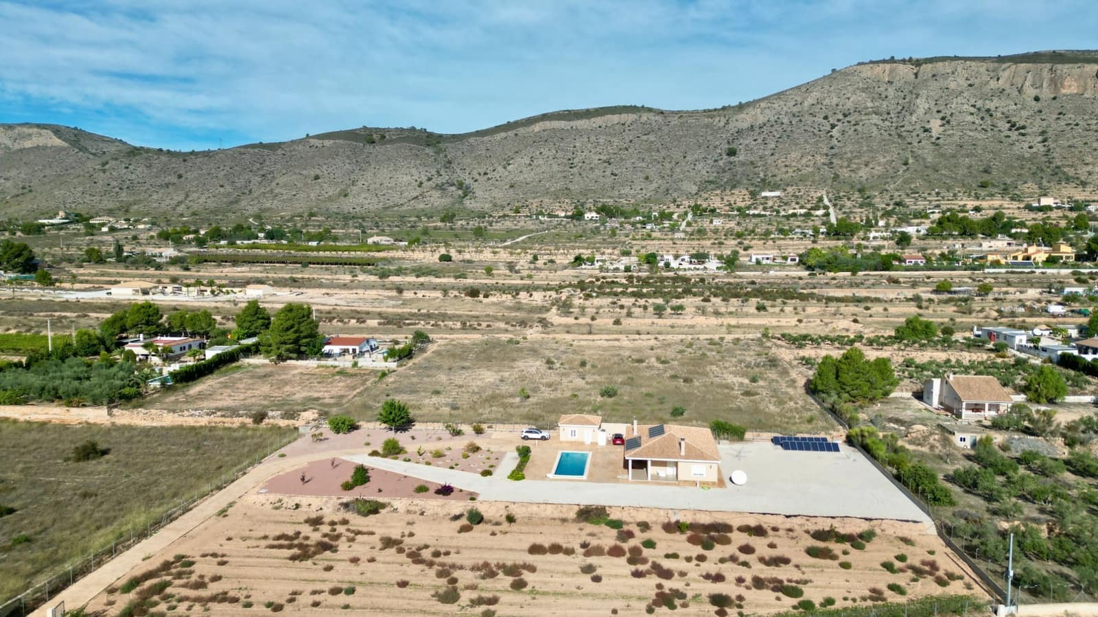 4 slaapkamer Villa te koop in Hondon de las Nieves met zwembad - € 399.000 (Ref: 9363309)