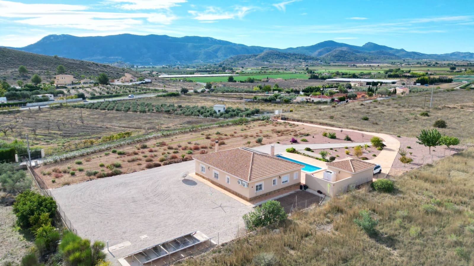 4 slaapkamer Villa te koop in Hondon de las Nieves met zwembad - € 399.000 (Ref: 9363309)