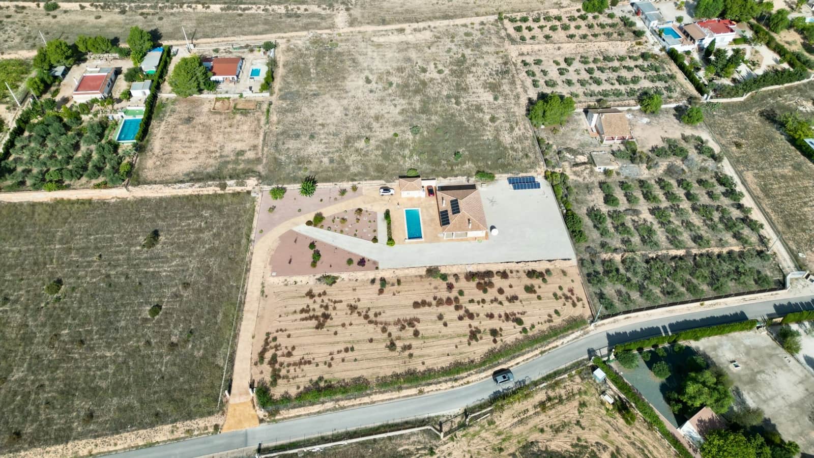 4 slaapkamer Villa te koop in Hondon de las Nieves met zwembad - € 399.000 (Ref: 9363309)